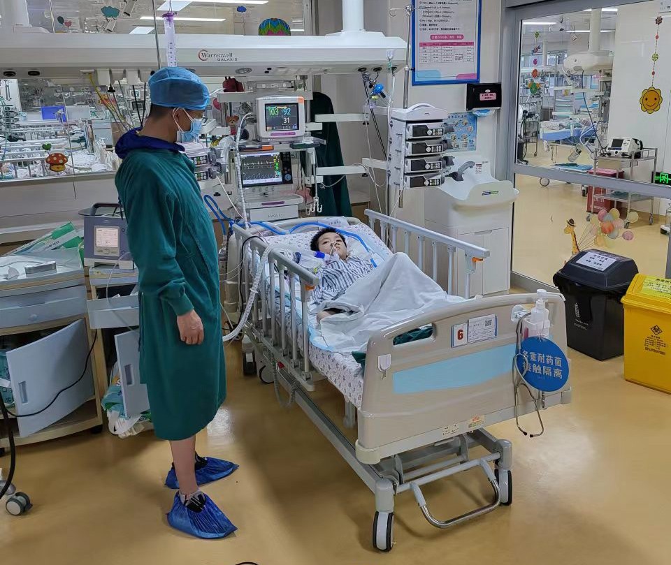 类乌齐县跨省救护车出租公司