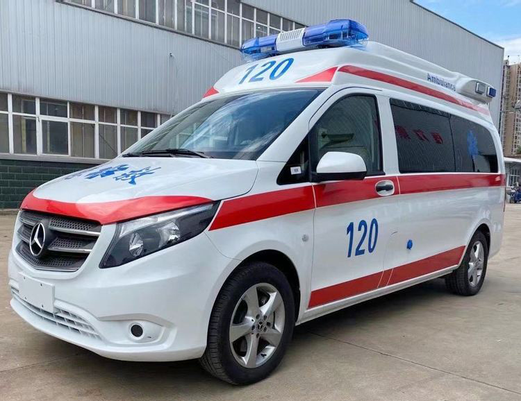 类乌齐县奔驰救护车