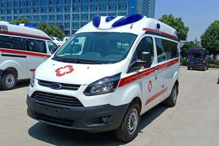 类乌齐县长途救护车转院